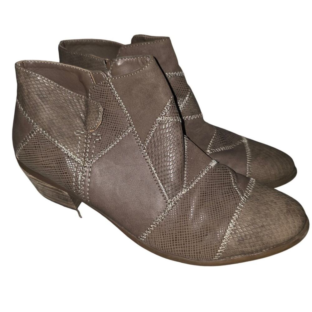 Bass Nina Booties, 10M, Brown Tan Textured